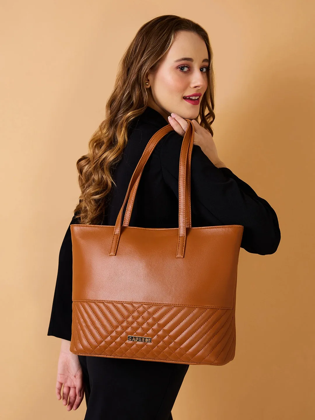 Caprese Serene Tote Medium Tan