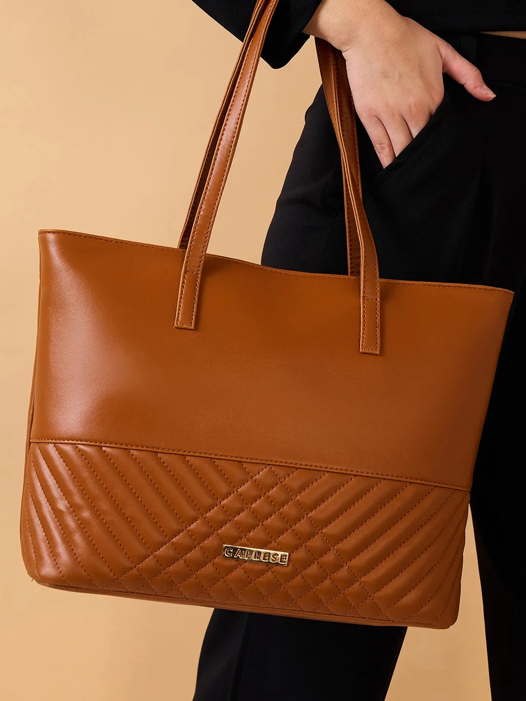 Caprese Serene Tote Medium Tan