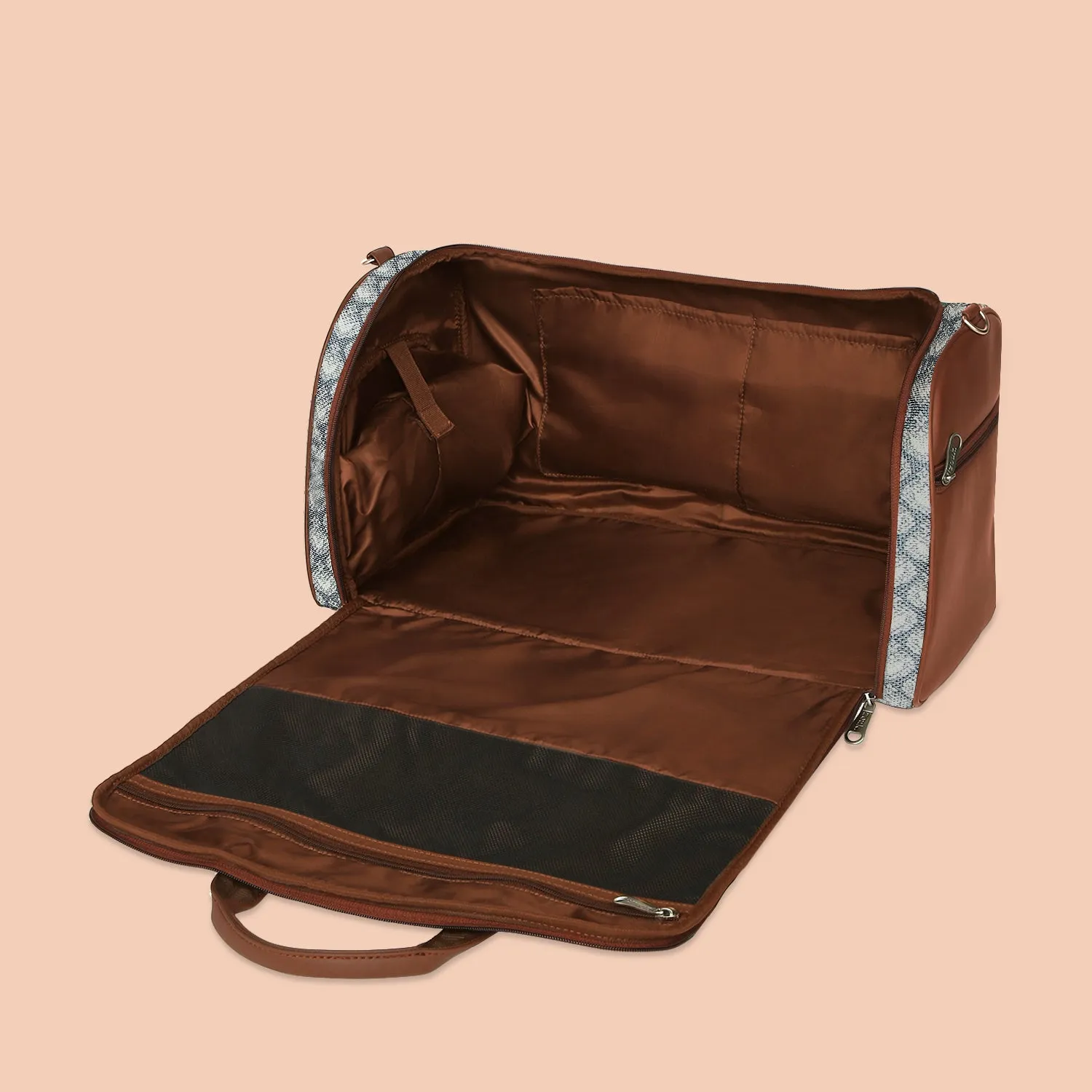 Hampi Sculpt Weekender Duffel Bag