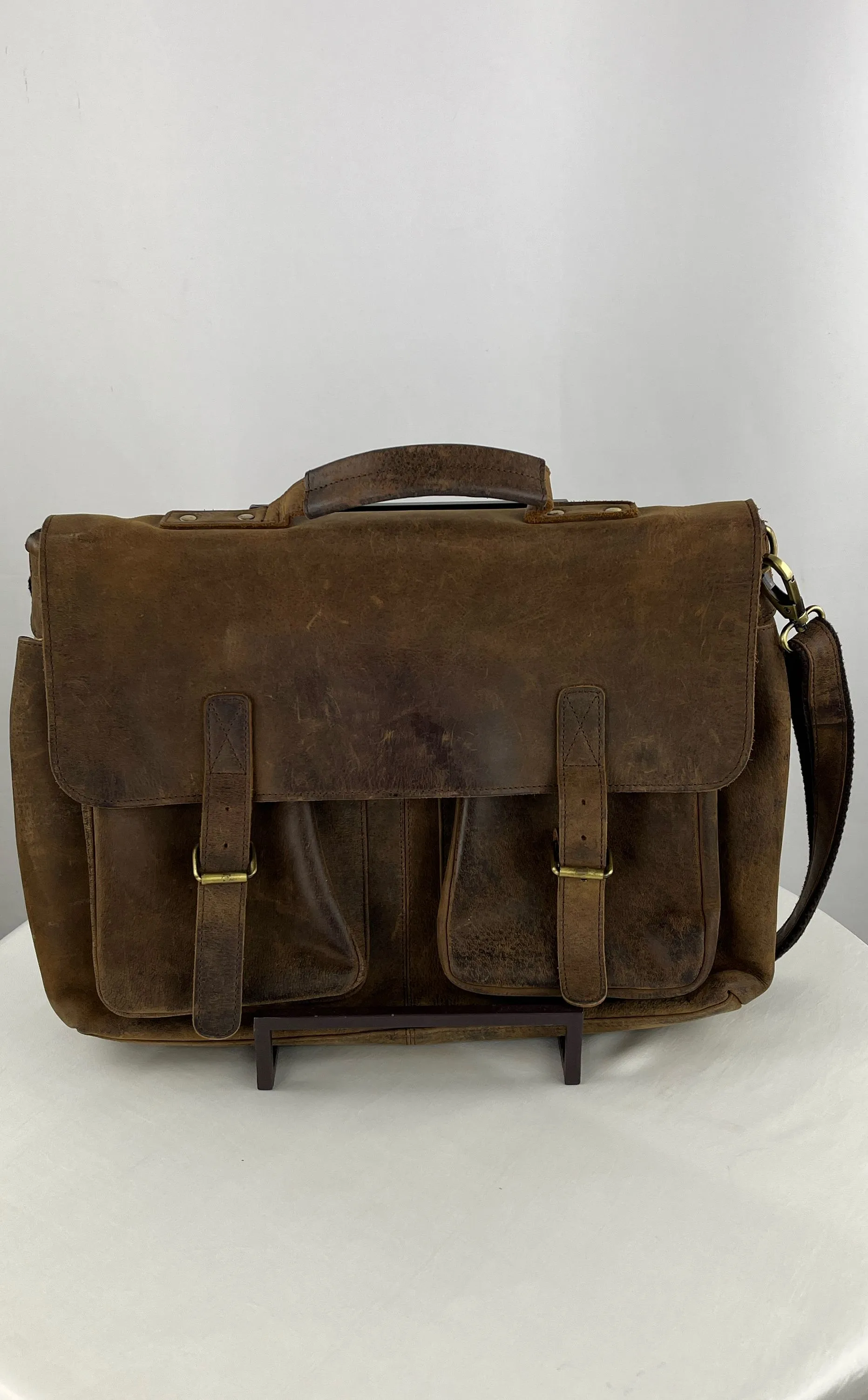 KomalC Retro Distressed Leather Buffalo Hunter Messenger Bag Briefcase 16'W