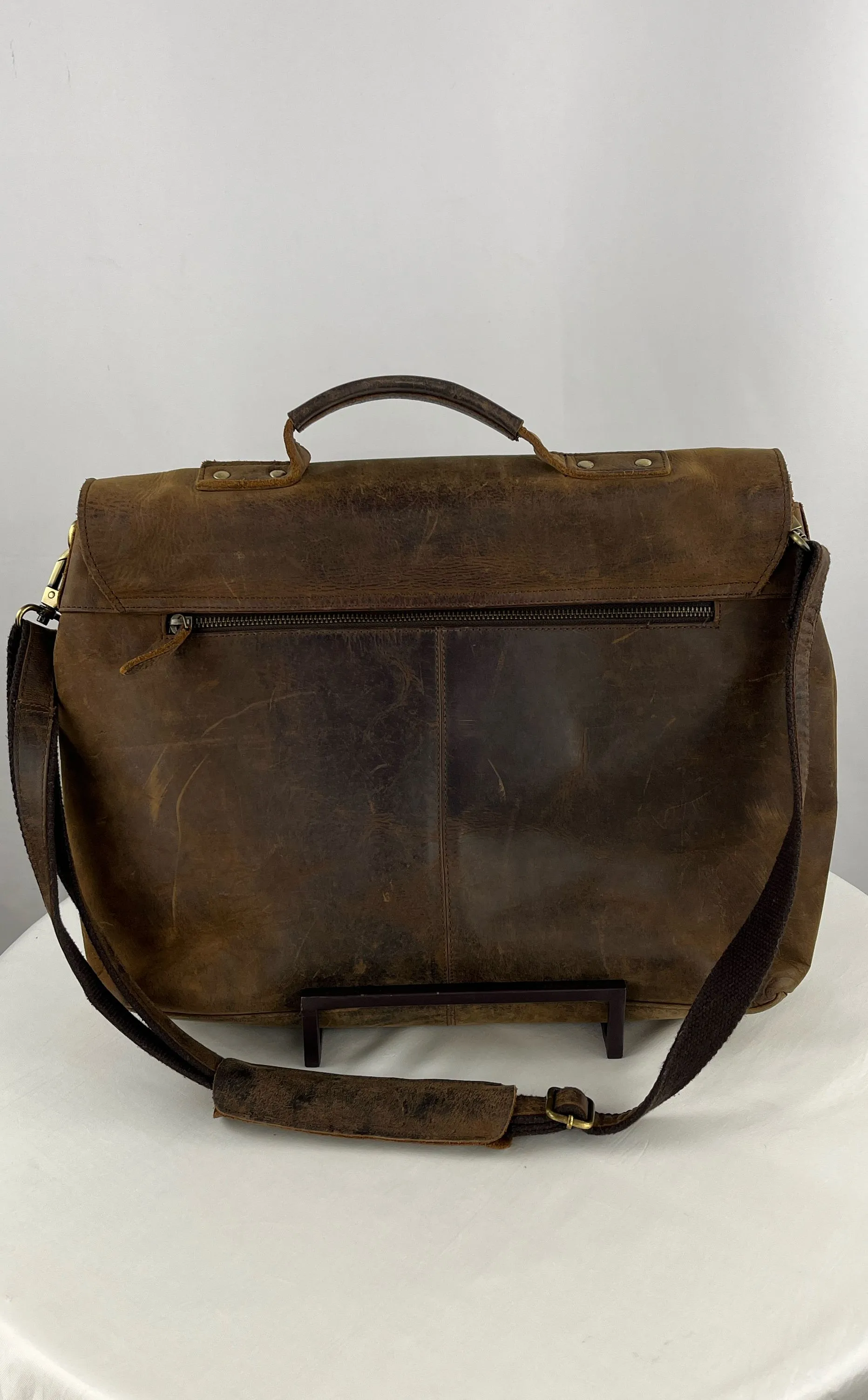 KomalC Retro Distressed Leather Buffalo Hunter Messenger Bag Briefcase 16'W