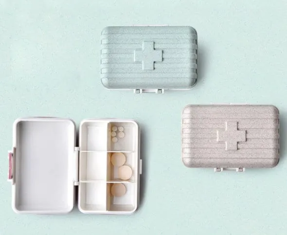 Portable Luggage Design Eco Pill Box with 6 Compartments for Daily Medication Management